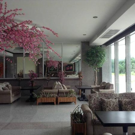 Hotel Kan Kanchanaburi Extérieur photo