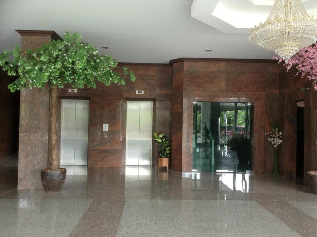 Hotel Kan Kanchanaburi Extérieur photo