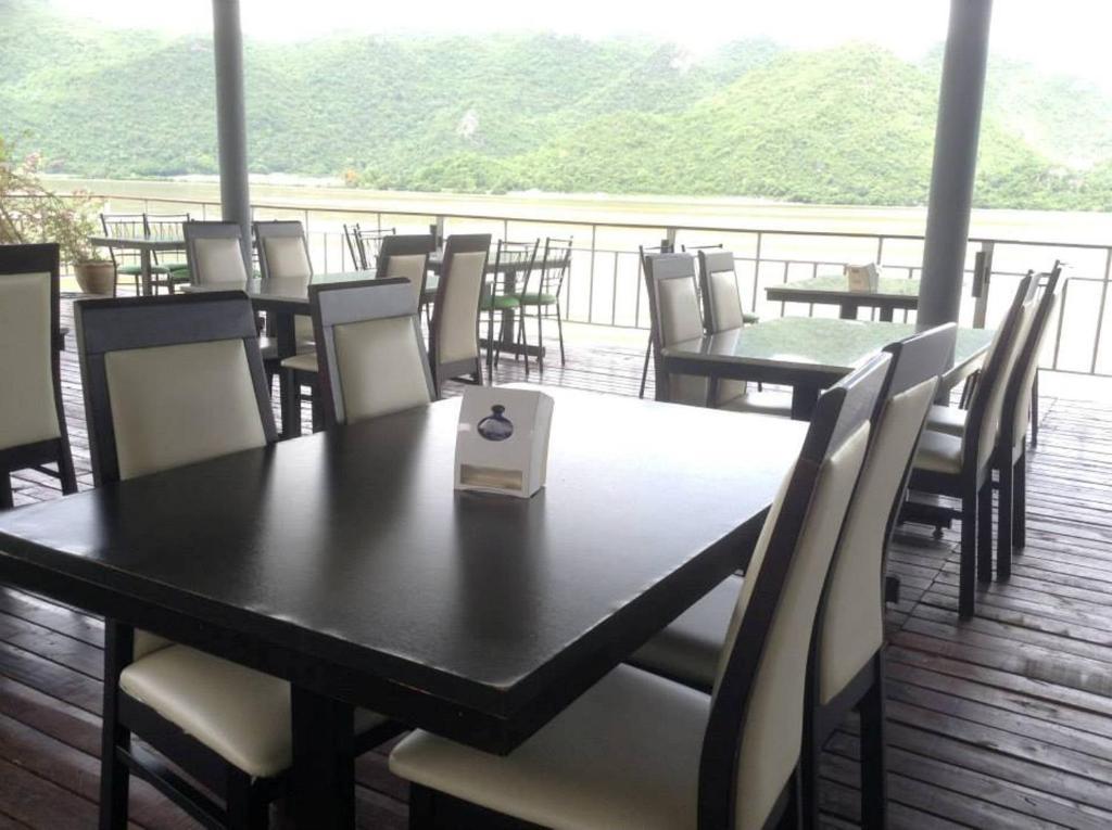 Hotel Kan Kanchanaburi Extérieur photo