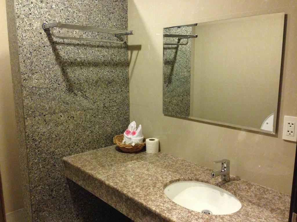 Hotel Kan Kanchanaburi Extérieur photo