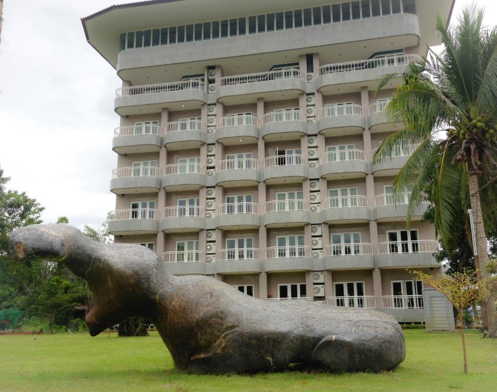 Hotel Kan Kanchanaburi Extérieur photo